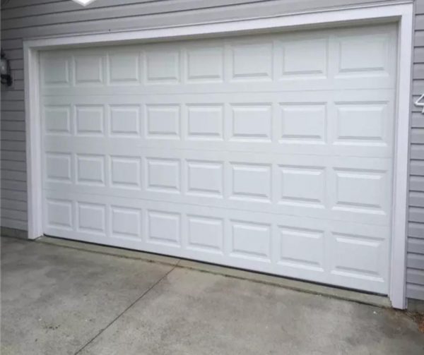 Sectional overhead doors